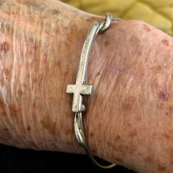Silver Cross Hoop Bracelet - Picture 13 of 15